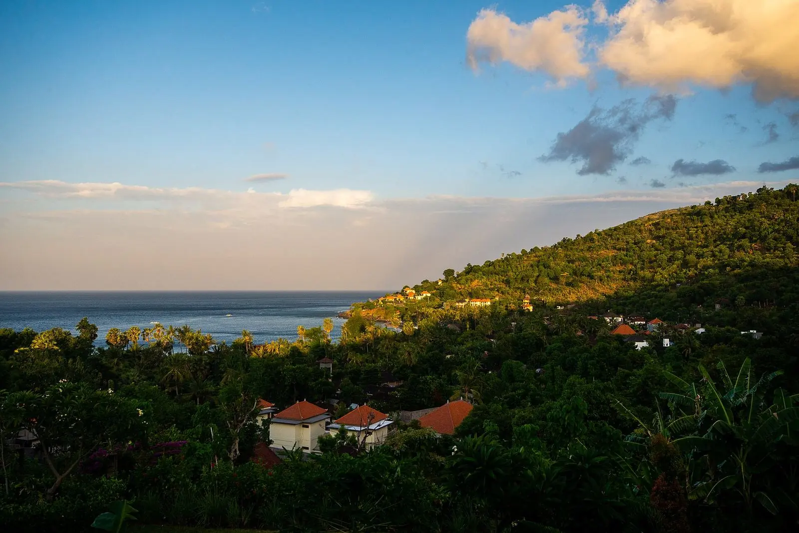 The coast at Amed in early morning light